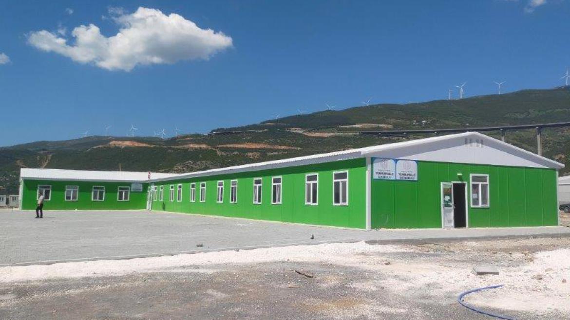 Deprem Bölgesi Okul