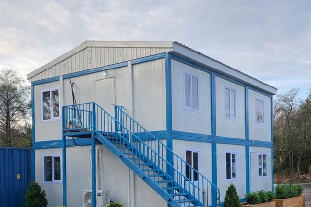 Konteyner Birleşimi Ofis Binası